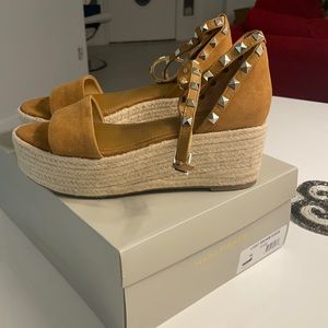 Marc Fisher Espadrilles